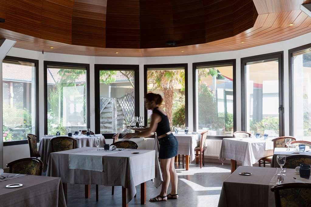 The Originals City, Logis D'elbee, Cholet Nord Hotel 2*