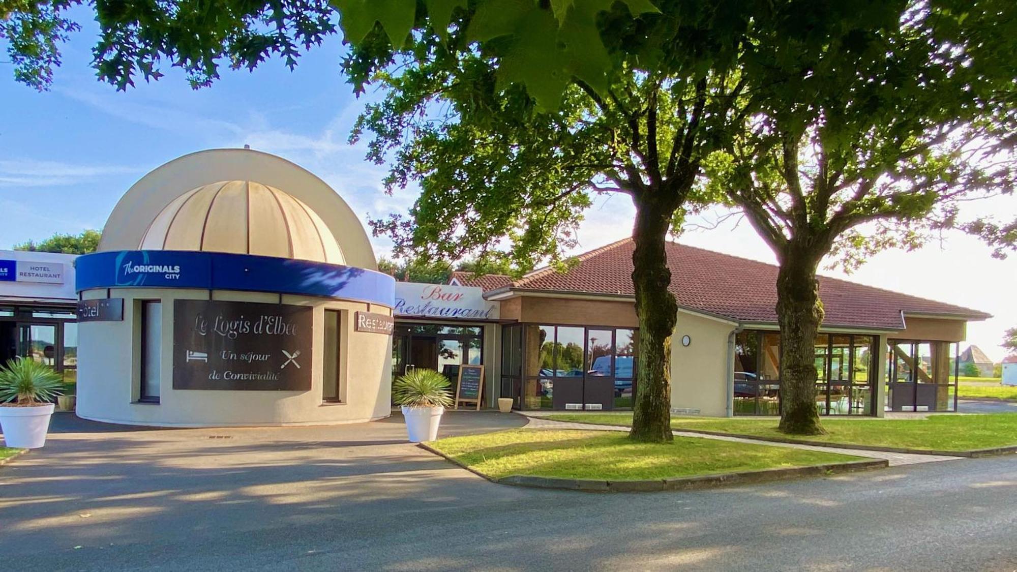 Hotel The Originals City, Le Logis D'elbée, Cholet Nord Beaupréau-en-Mauges
