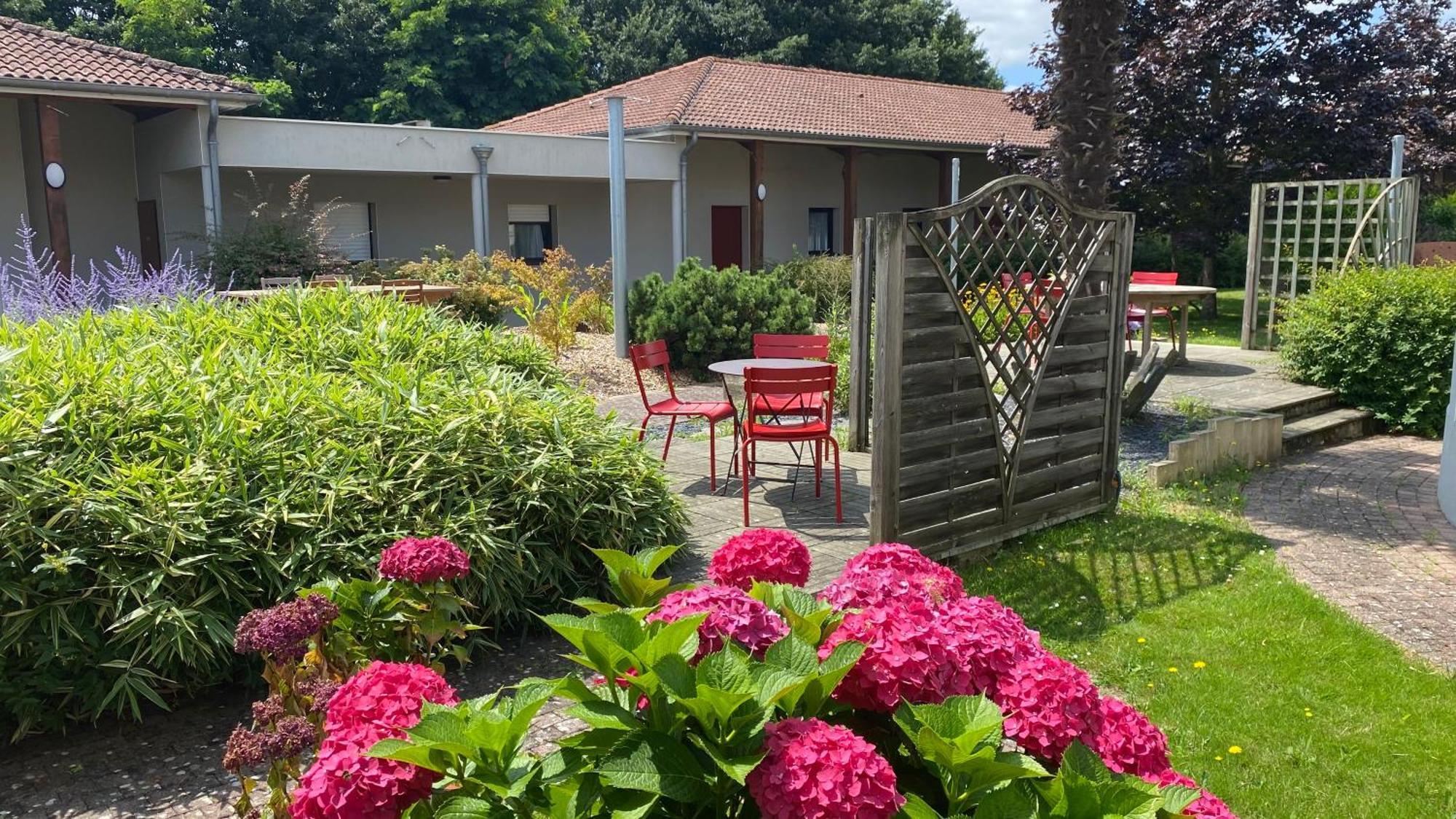 The Originals City, Le Logis D'elbée, Cholet Nord 2*
