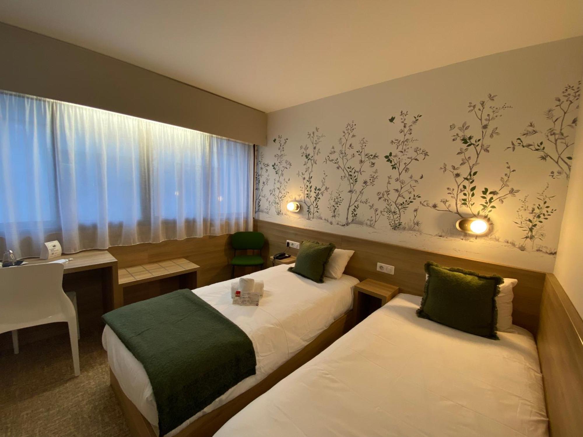 Hotel The Originals City, Logis D'elbee, Cholet Nord Beaupreau-en-Mauges